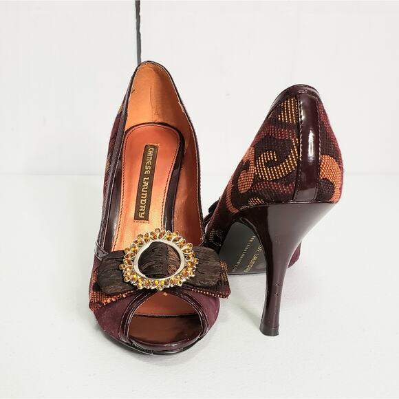 Chinese Laundry Dazzling Bow Suede Leather Pumps - Picture 8 of 8
